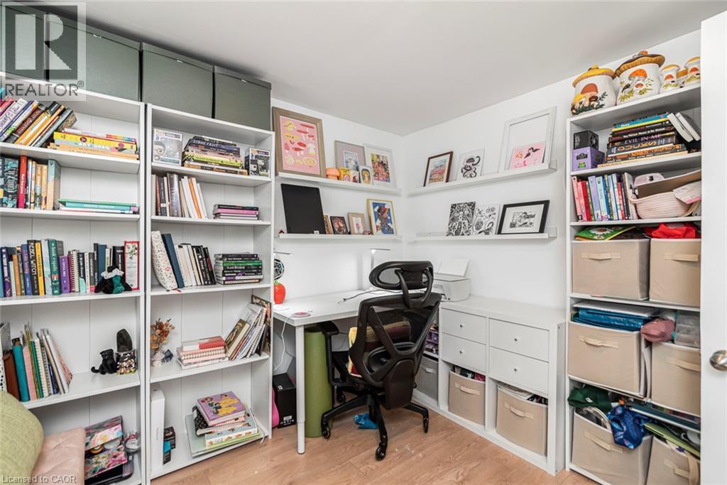 29 WEXFORD Avenue N - Image 21