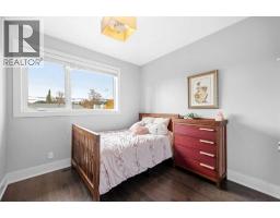2750 26 Avenue SW - photo 36