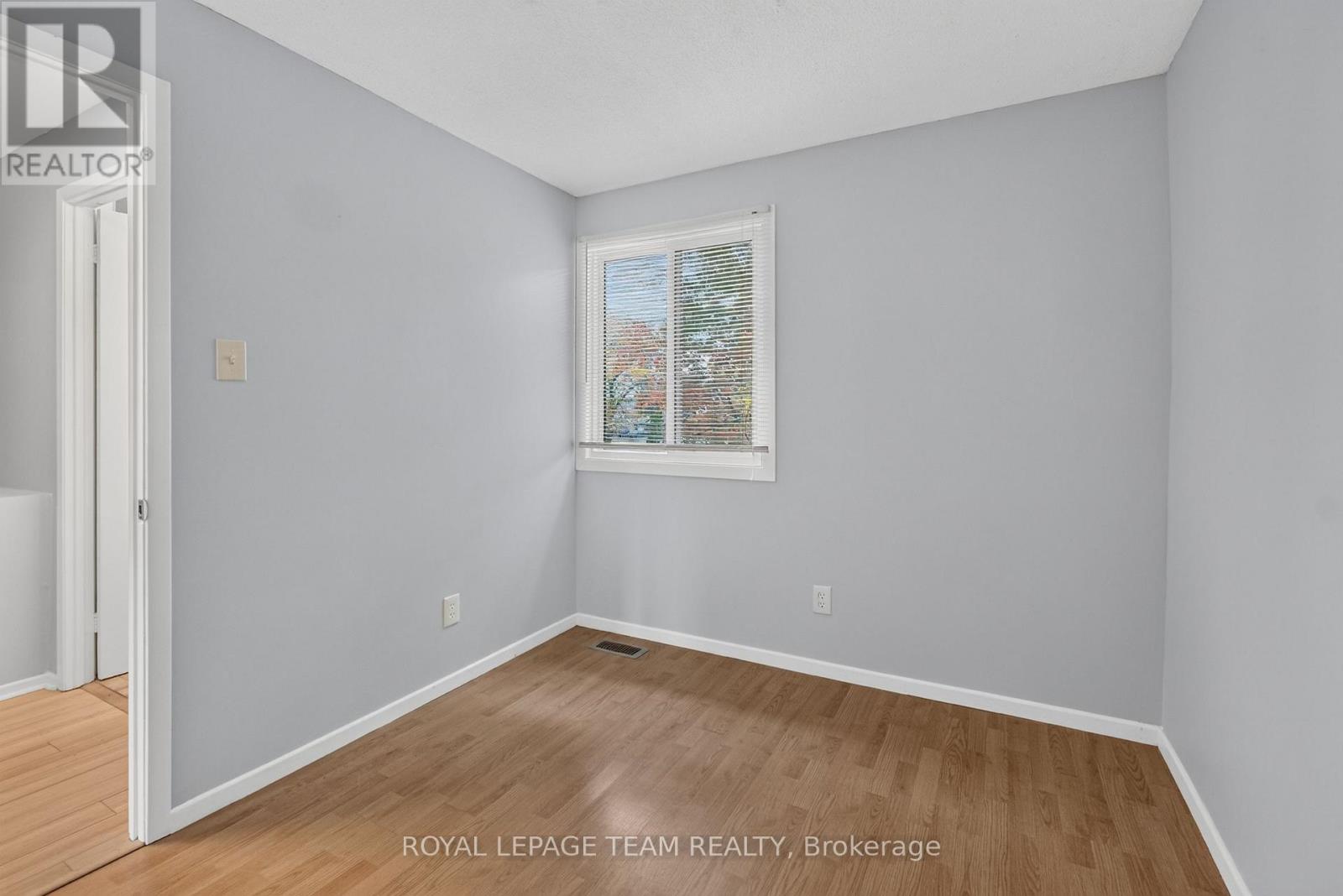 7866 JEANNE D'ARC BOULEVARD - Image 37