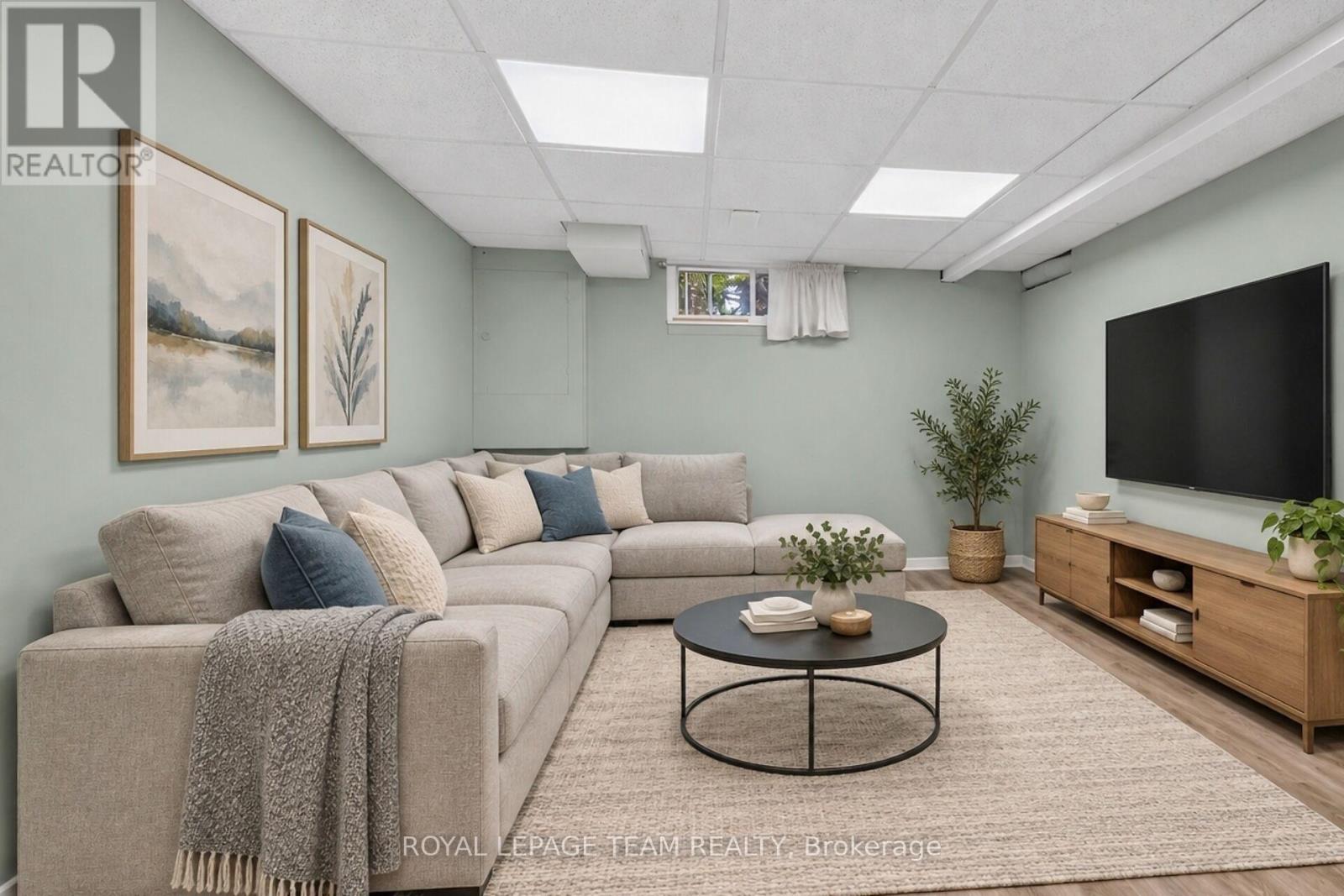 7866 JEANNE D'ARC BOULEVARD - Image 38