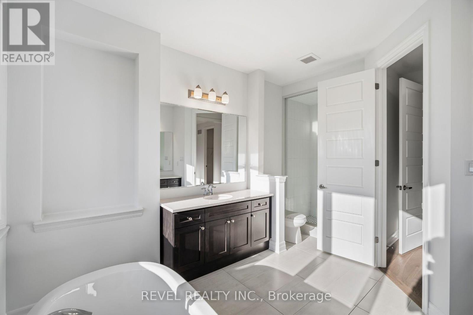 1154 Maverick Way, Oakville, ON photo 30