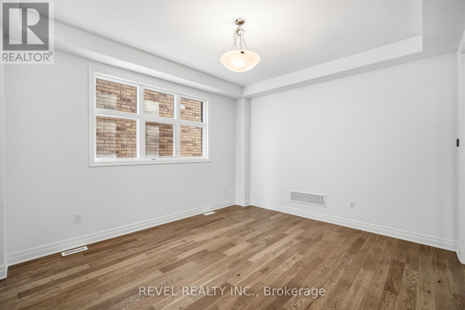 1154 Maverick Way, Oakville, ON photo 8