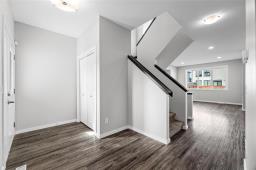 114 Hughes Crescent, Winnipeg, MB R3Y2B8 Photo 7