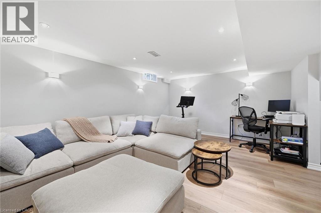 5035 Corporate Drive — photo 32