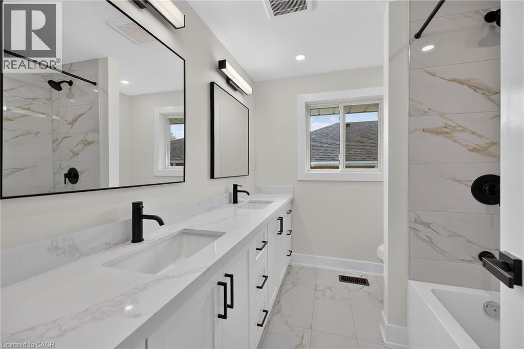 331 East 17th Street — photo 26