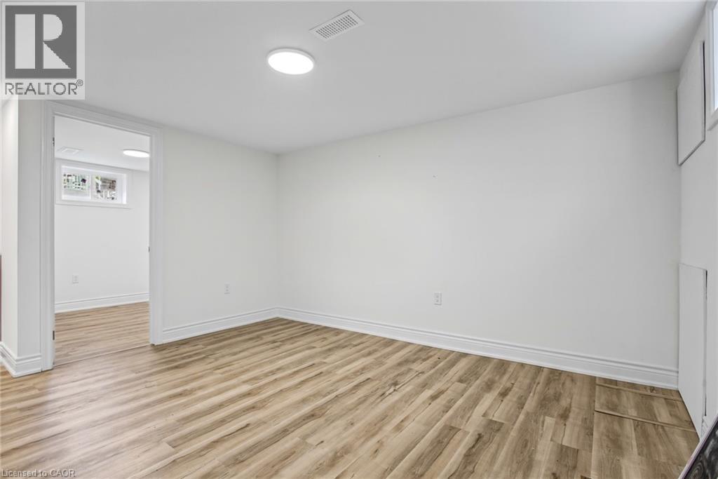 156 East 36th Street — photo 13