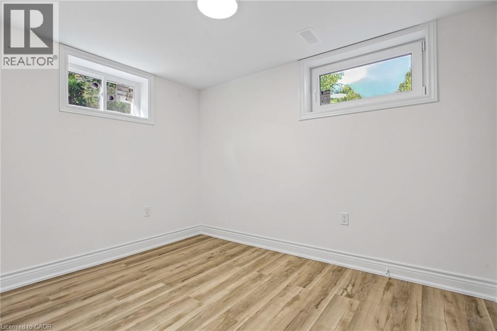 156 East 36th Street — photo 23