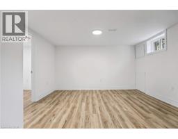 156 East 36th Street Unit# Lower, Hamilton, ON L8V3Z4 Photo 12