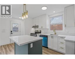 Living room - 156 East 36th Street Unit# Upper, Hamilton, ON L8V3Z4 Photo 6