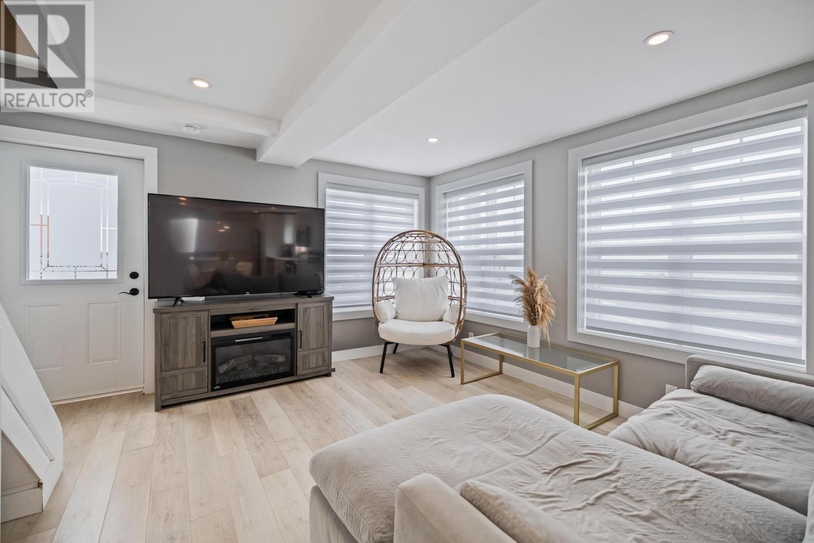 393 Water Street - 12
