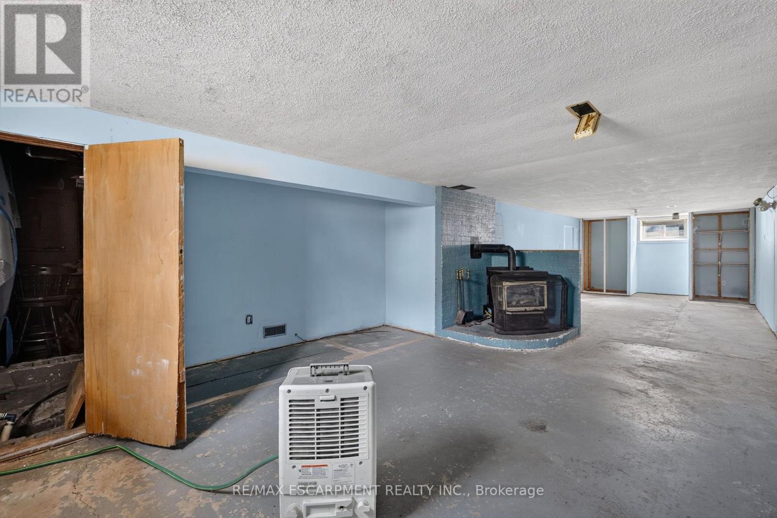 320 Mud Street, Grimsby, ON photo 30