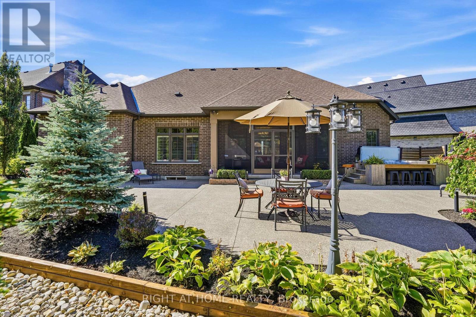 28 Sandalwood Crescent, Niagara-on-the-Lake, ON photo 43