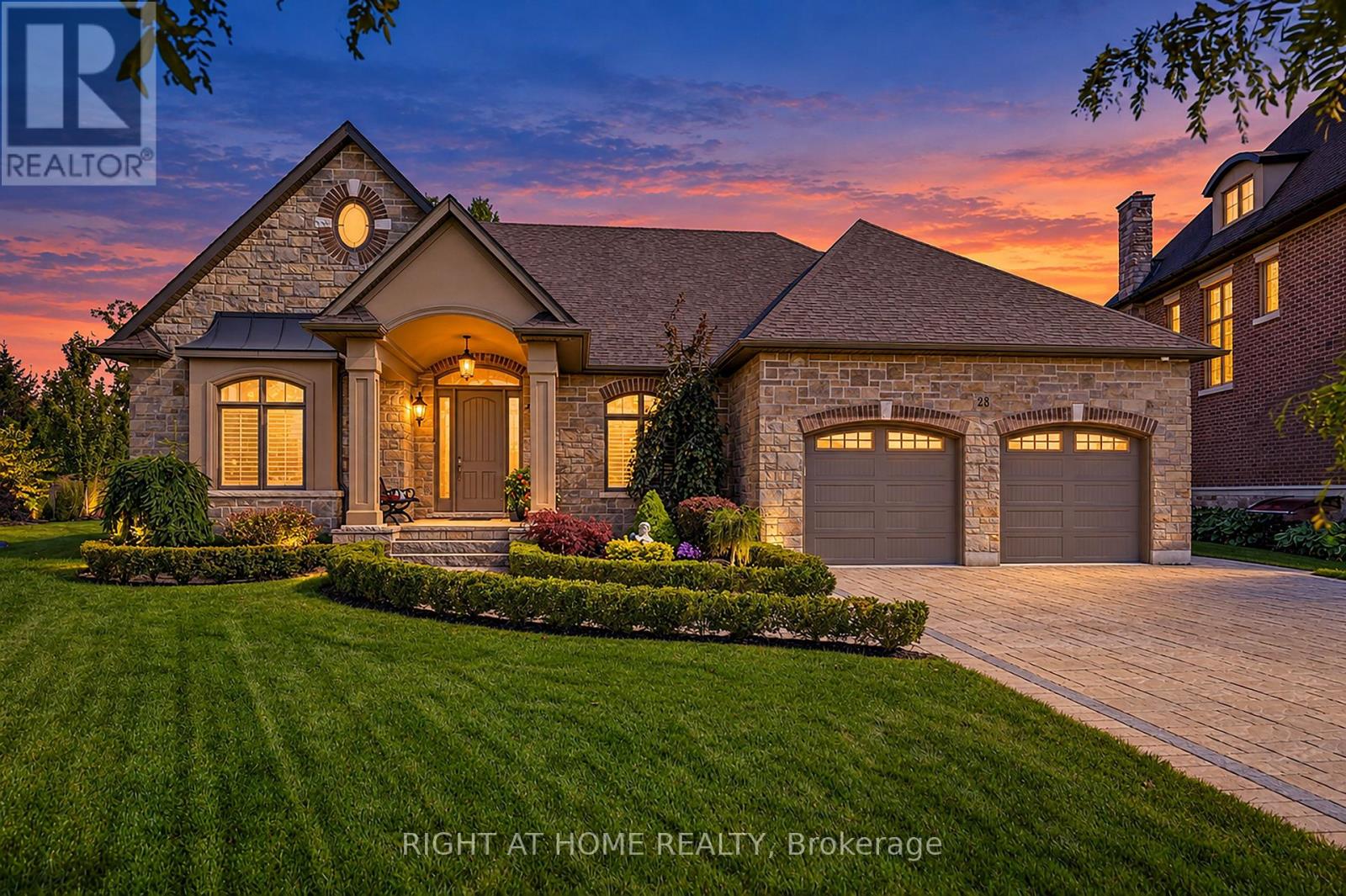 28 Sandalwood Crescent, Niagara-on-the-Lake, ON photo 5