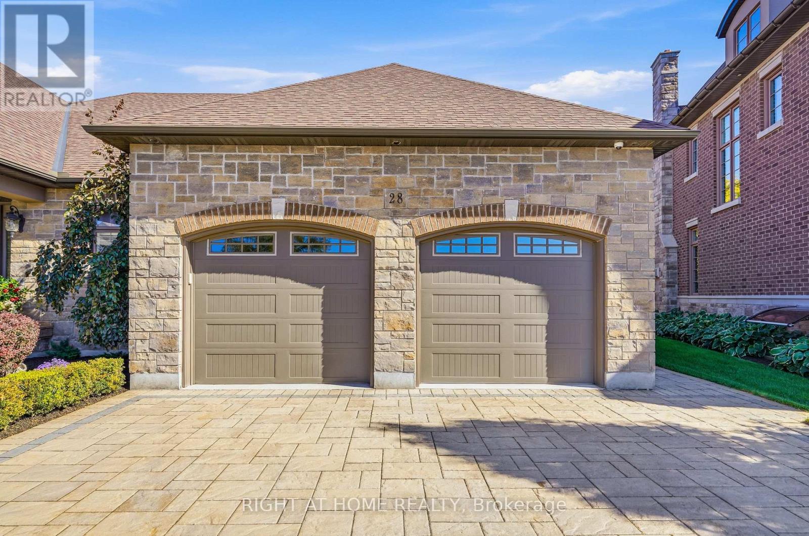 28 Sandalwood Crescent, Niagara-on-the-Lake, ON photo 7