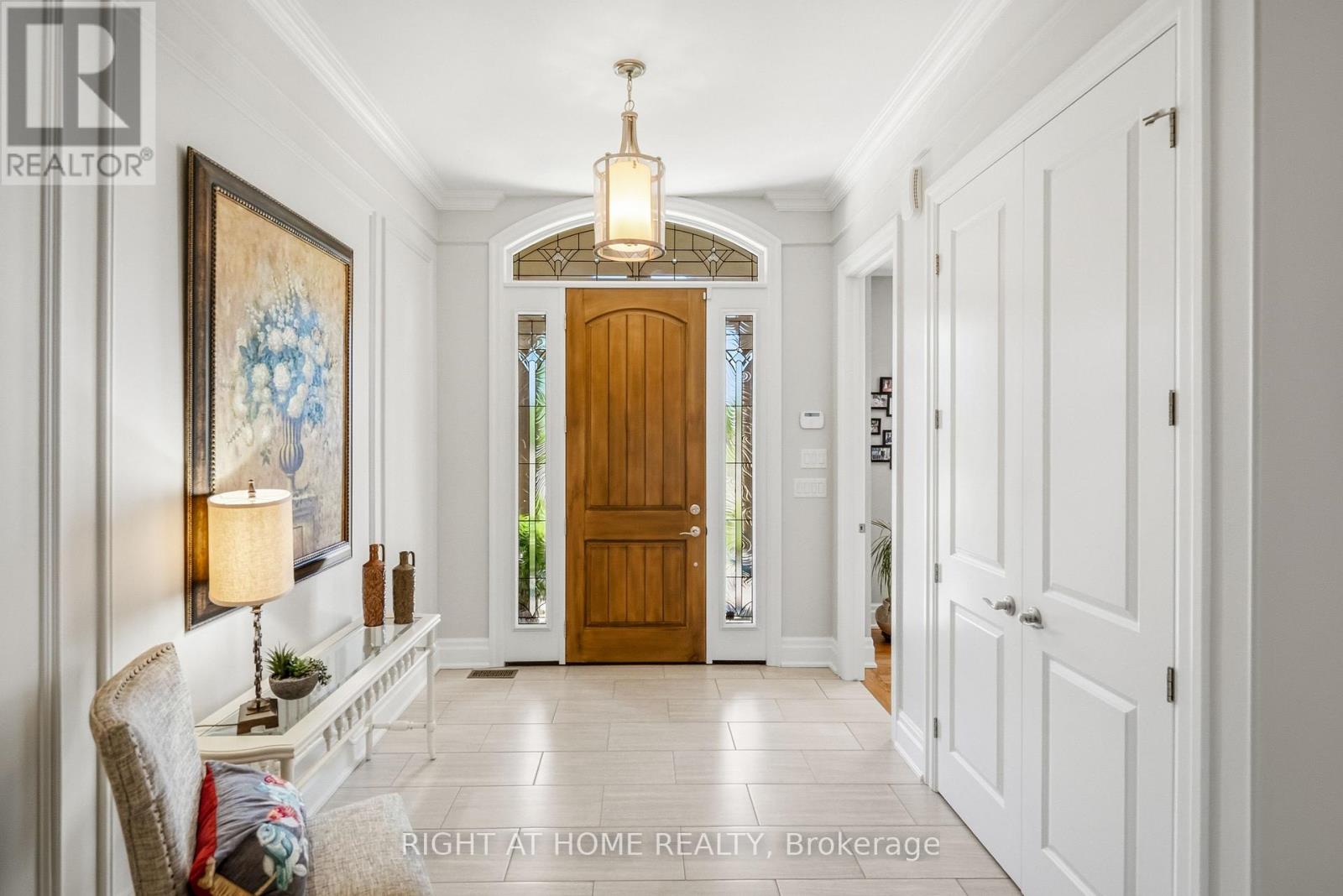 28 Sandalwood Crescent, Niagara-on-the-Lake, ON photo 9
