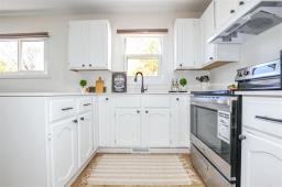 140 Kairistine Lane, Winnipeg, MB R2R1H5 Photo 7