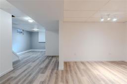 75 Donald Street, Steinbach, MB R5G2B7 Photo 24