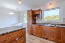 Bedroom - 75 Donald Street, Steinbach, MB R5G2B7 Photo 6