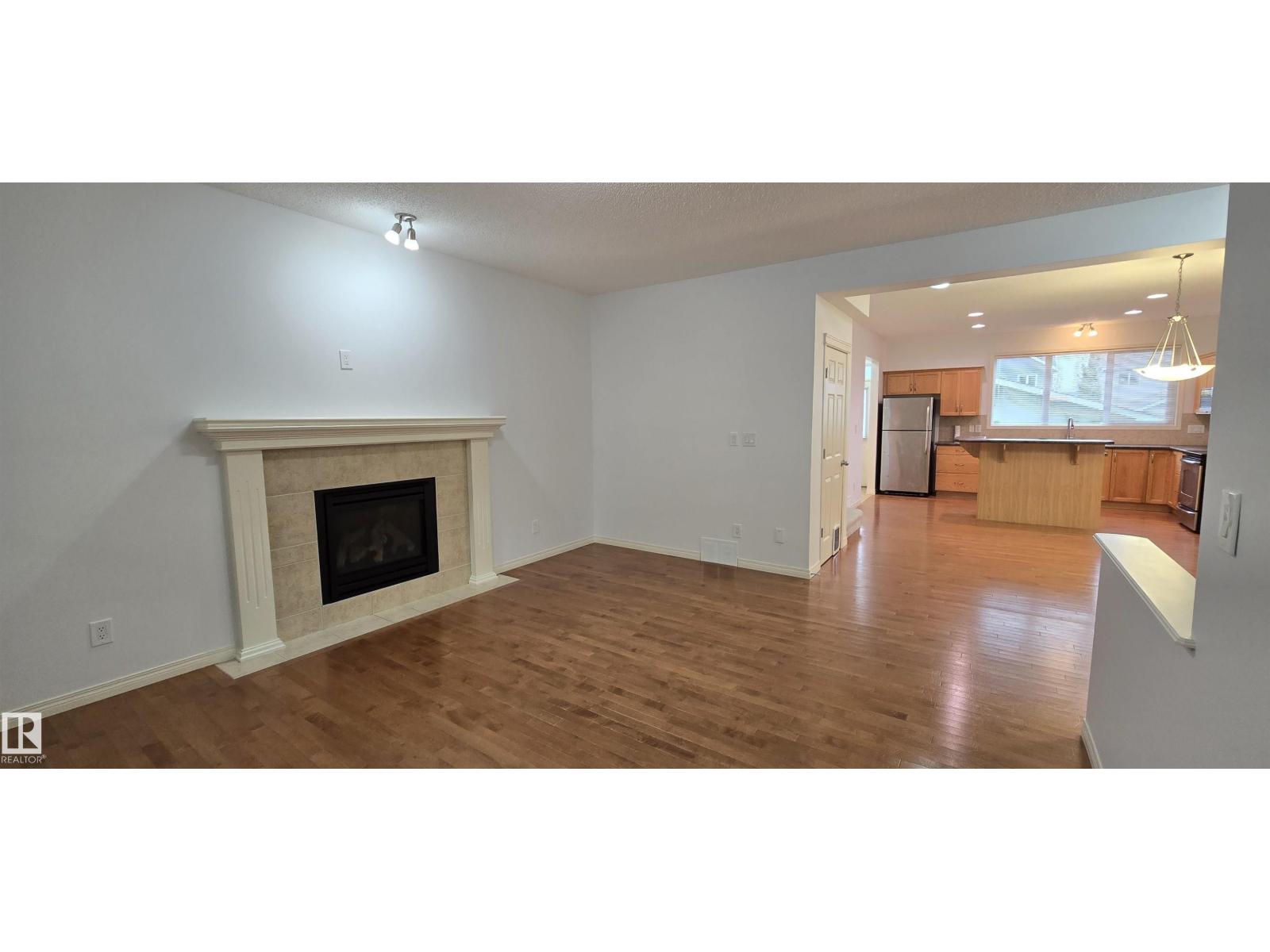 7307 14A AV SW - 9