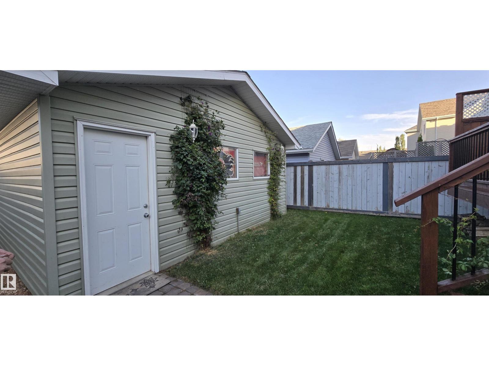 7307 14A AV SW - 4