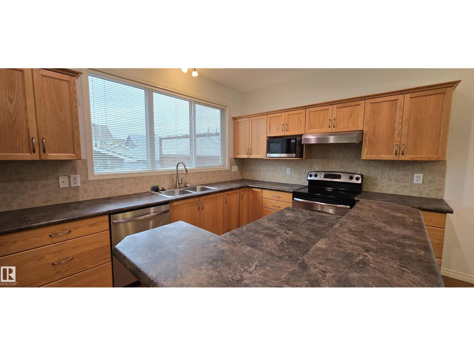 7307 14A AV SW - 13