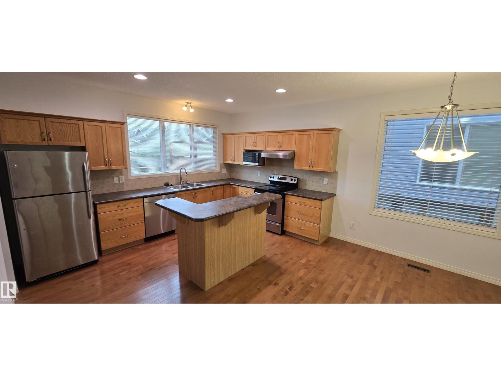 7307 14A AV SW - 19