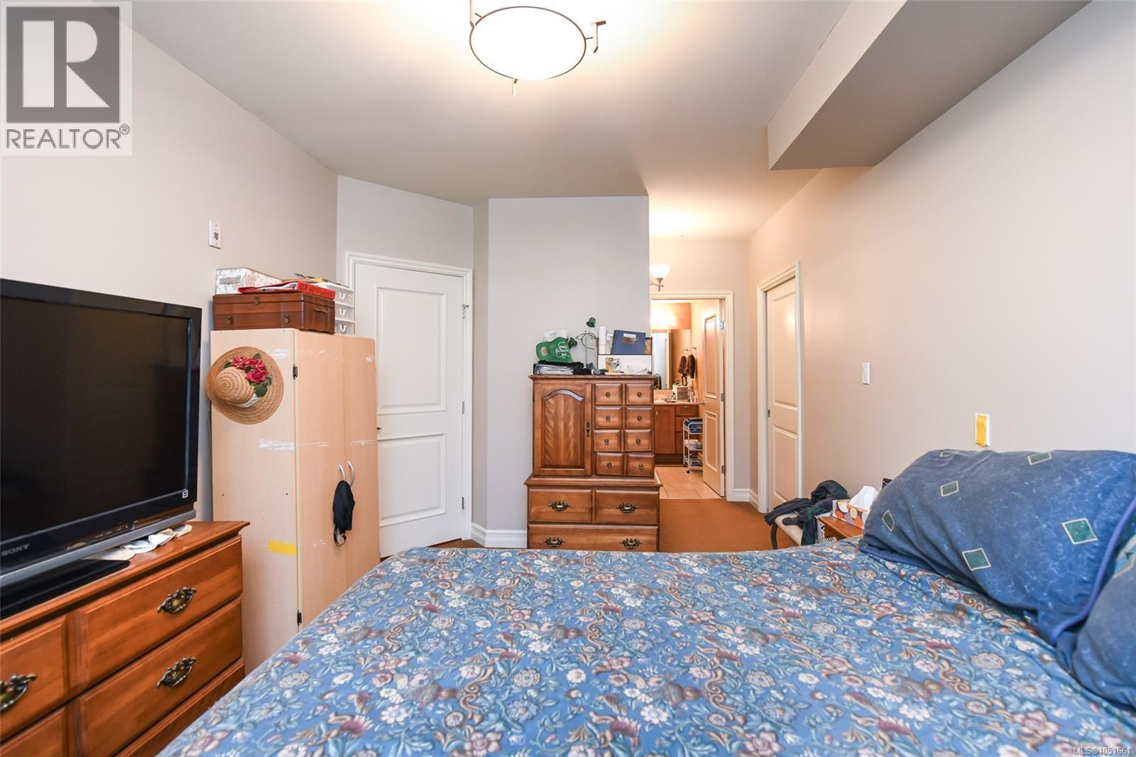#327 2300 Mansfield Dr - 19