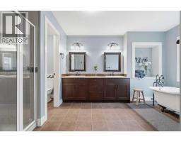 79 Hawk's Landing Drive, Priddis Greens, AB T0L1W3 Photo 31