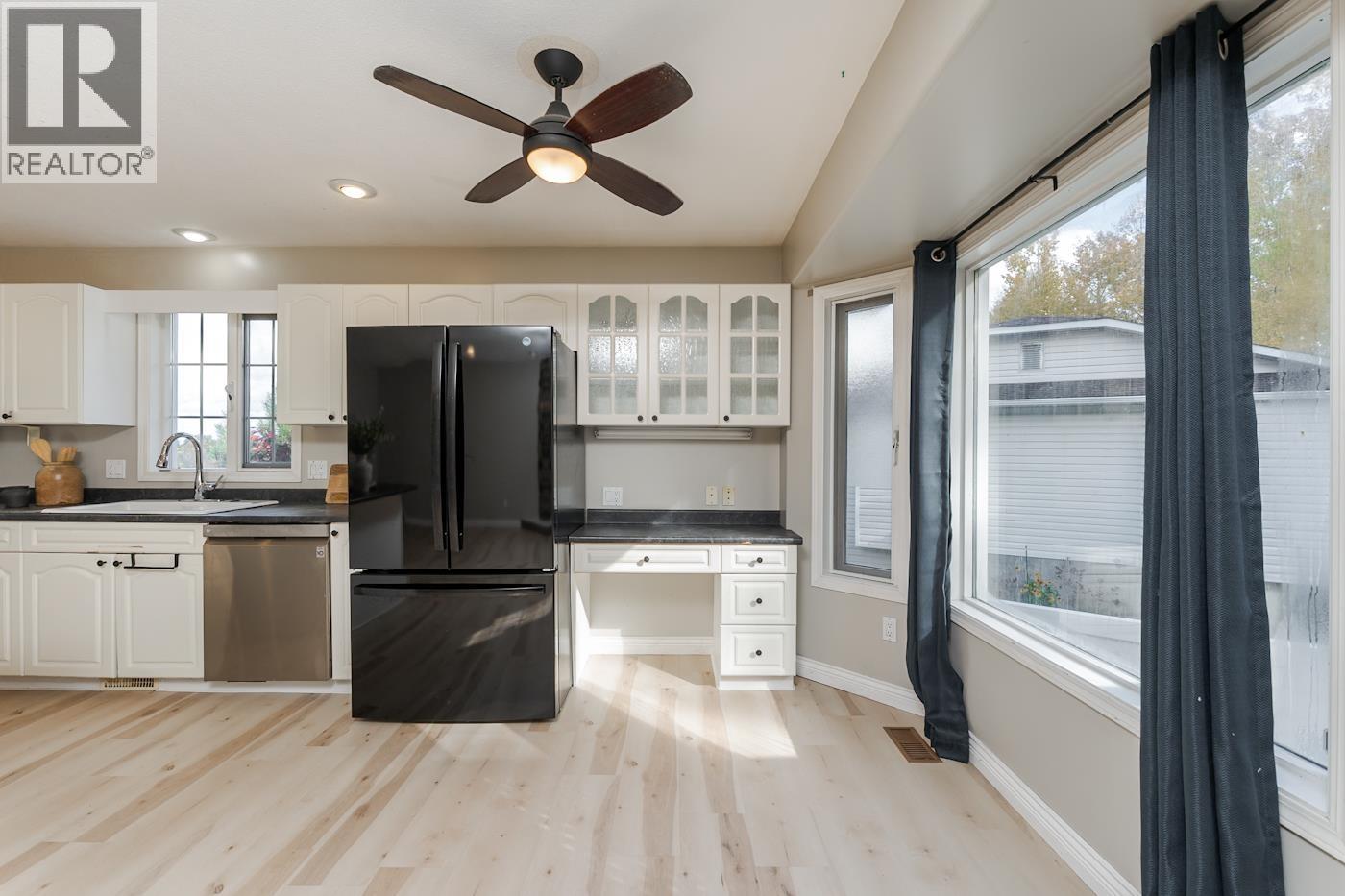 Photo 25 of 41 — 4224 AVISON PLACE · Prince George, BC