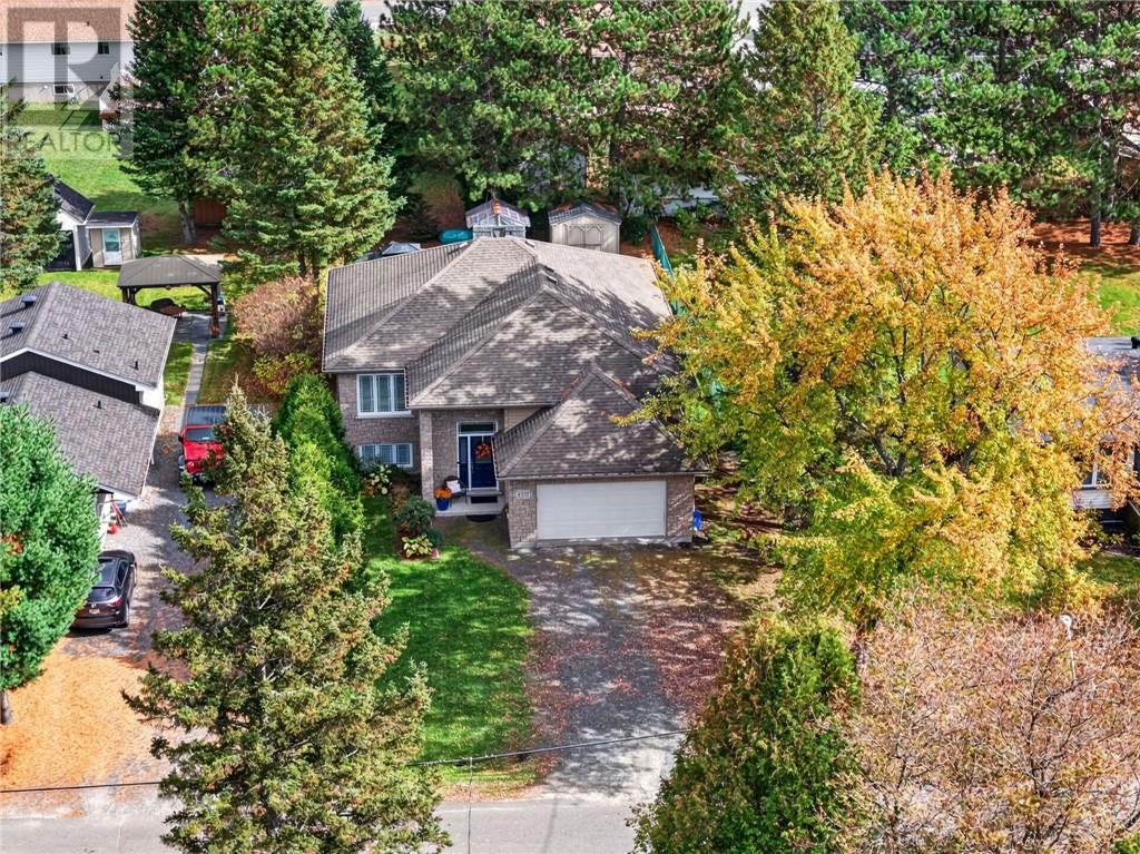 4357 Noel Street - 5
