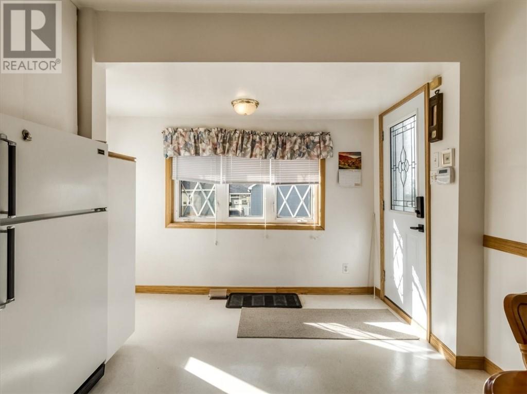 433 Dell Street — photo 10