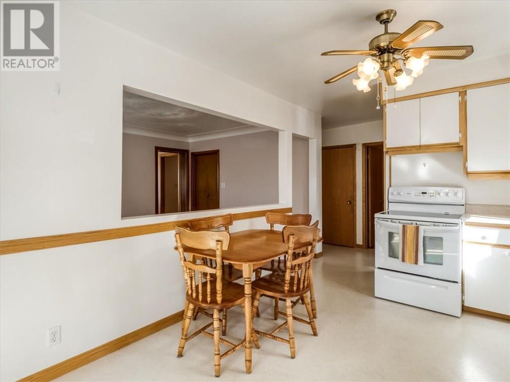 433 Dell Street — photo 13