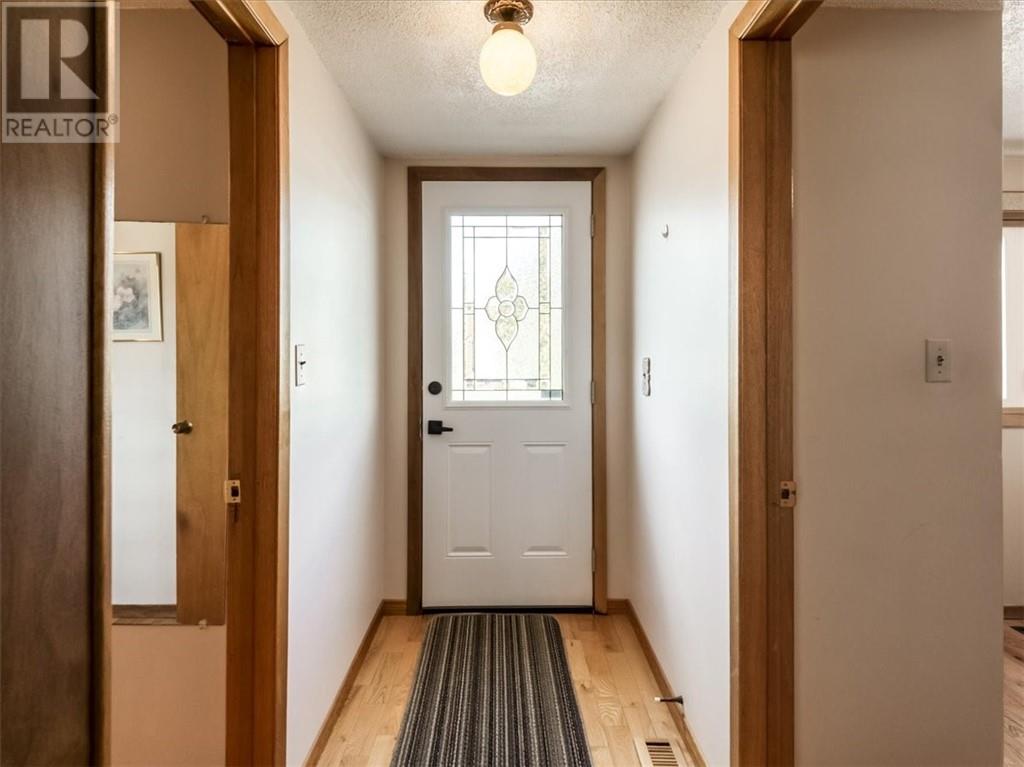433 Dell Street — photo 16