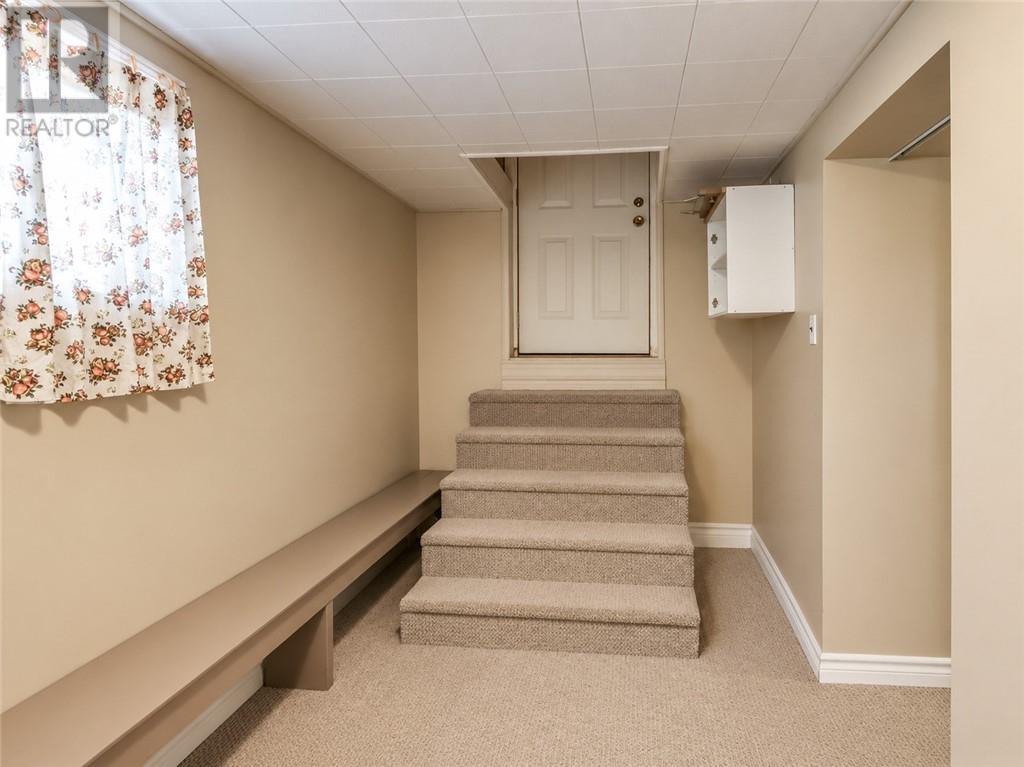 433 Dell Street — photo 32