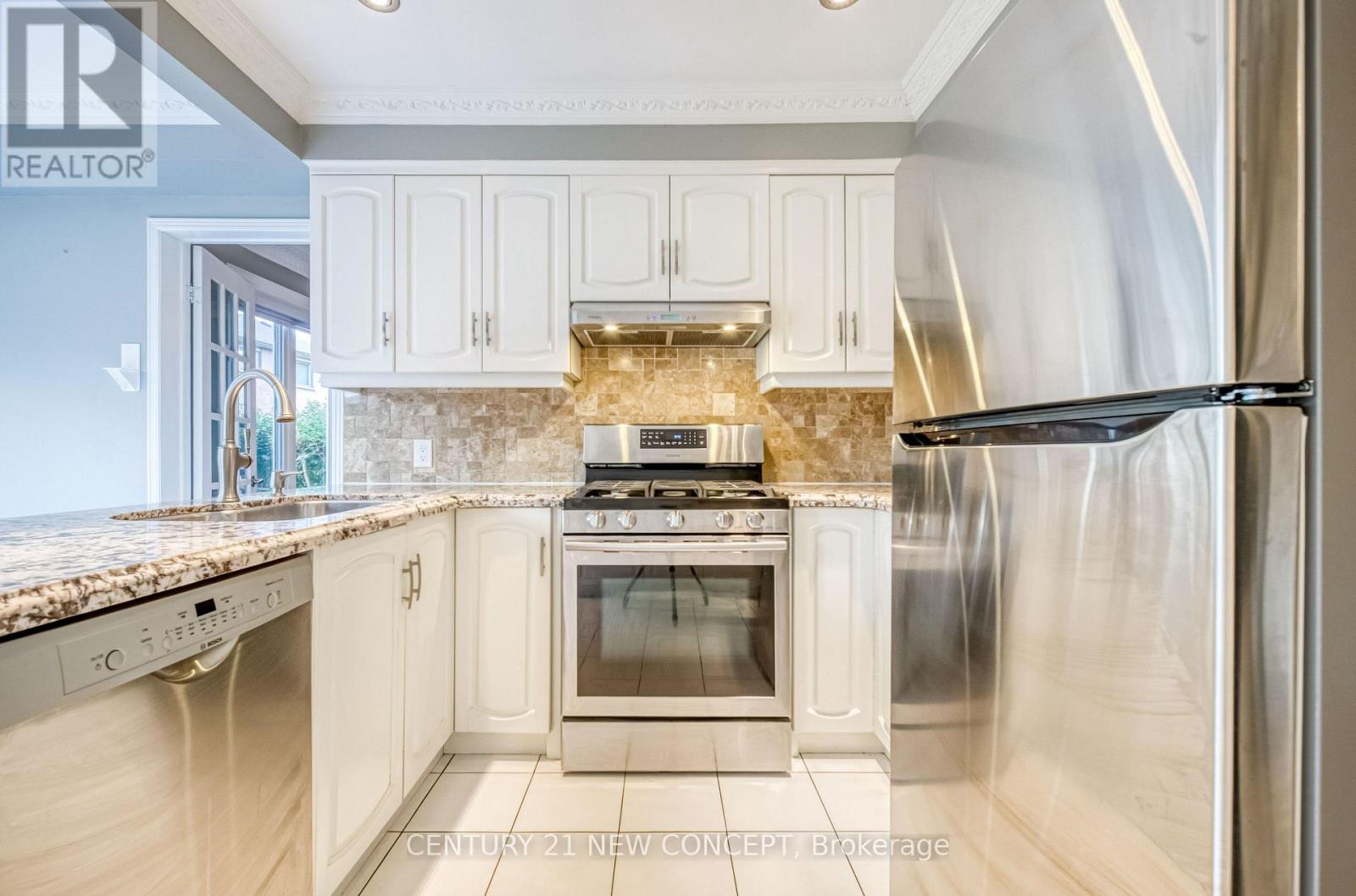 528 BELVIEW AVENUE - 12