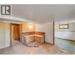3051 Fofonow Road, Nelson, BC V1L6Y5 Photo 32