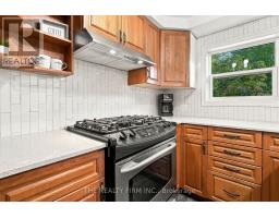 3692 Beverly Glen, Plympton Wyoming, ON N0N1E0 Photo 10
