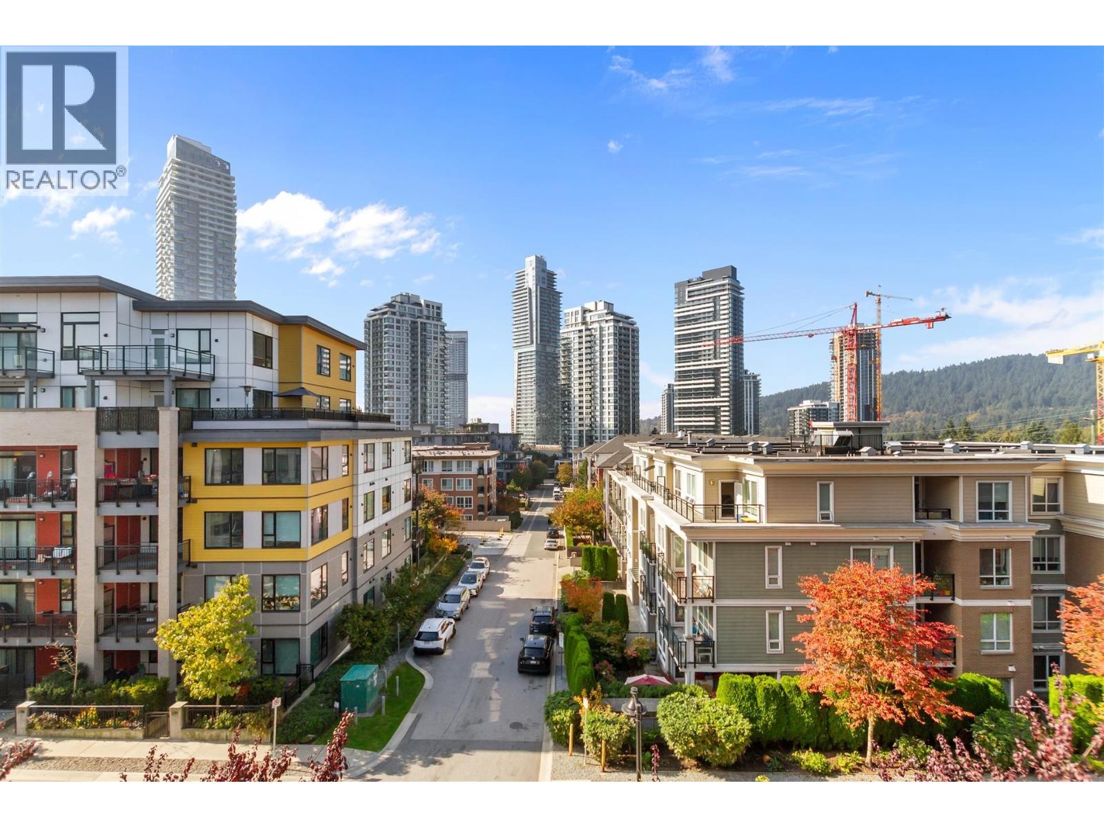 411 750 DOGWOOD STREET, Coquitlam - Image 1
