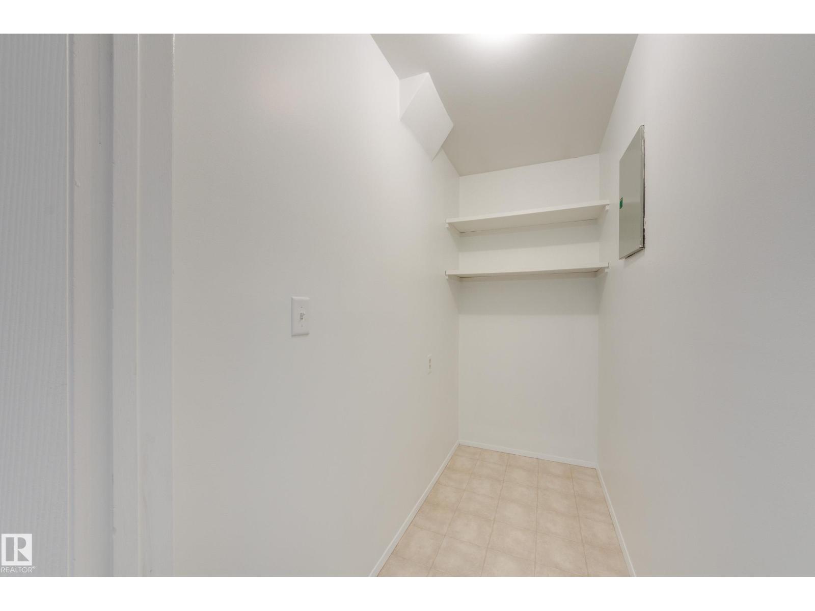 6451 180 ST NW - 23