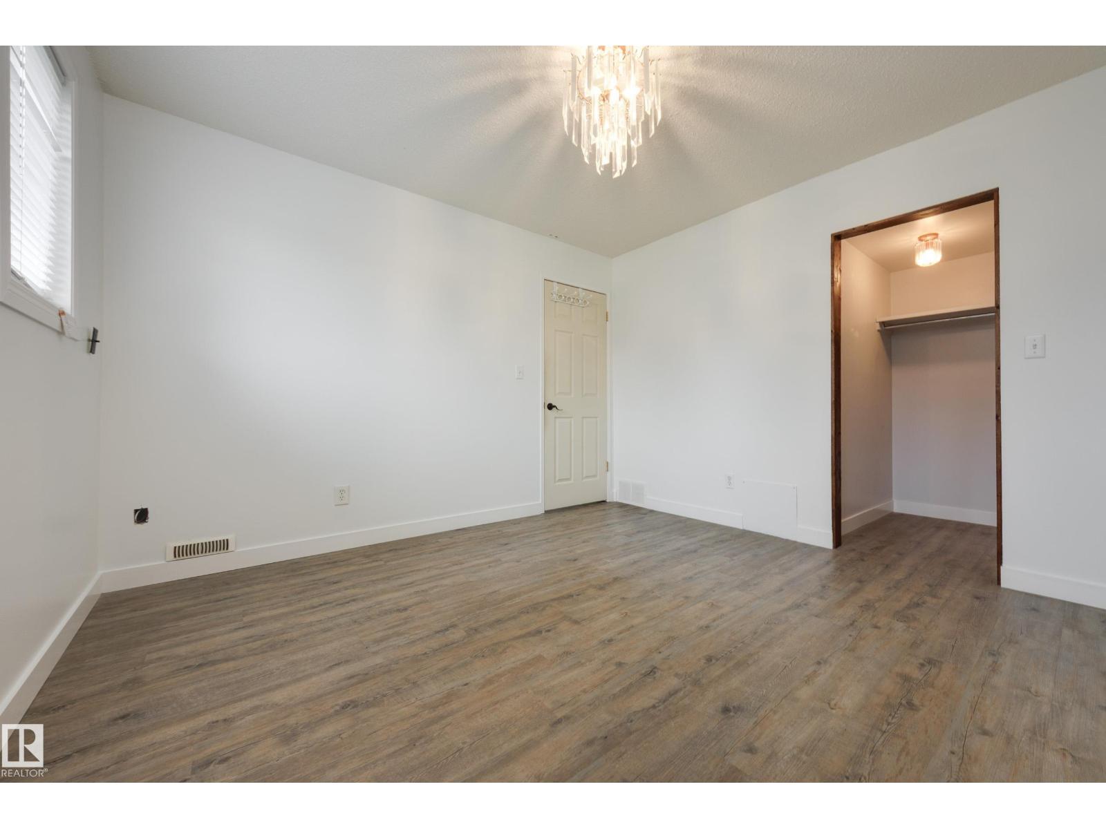 6451 180 ST NW - 27