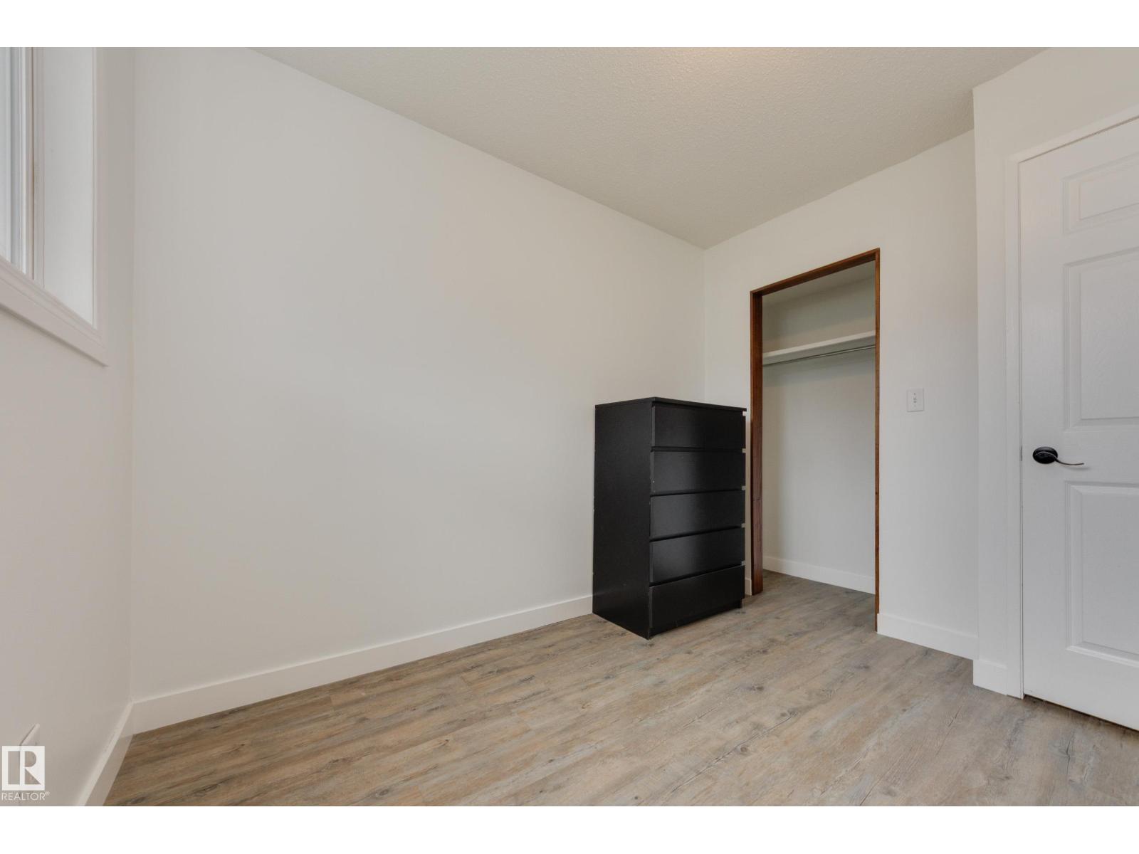 6451 180 ST NW - Image 33