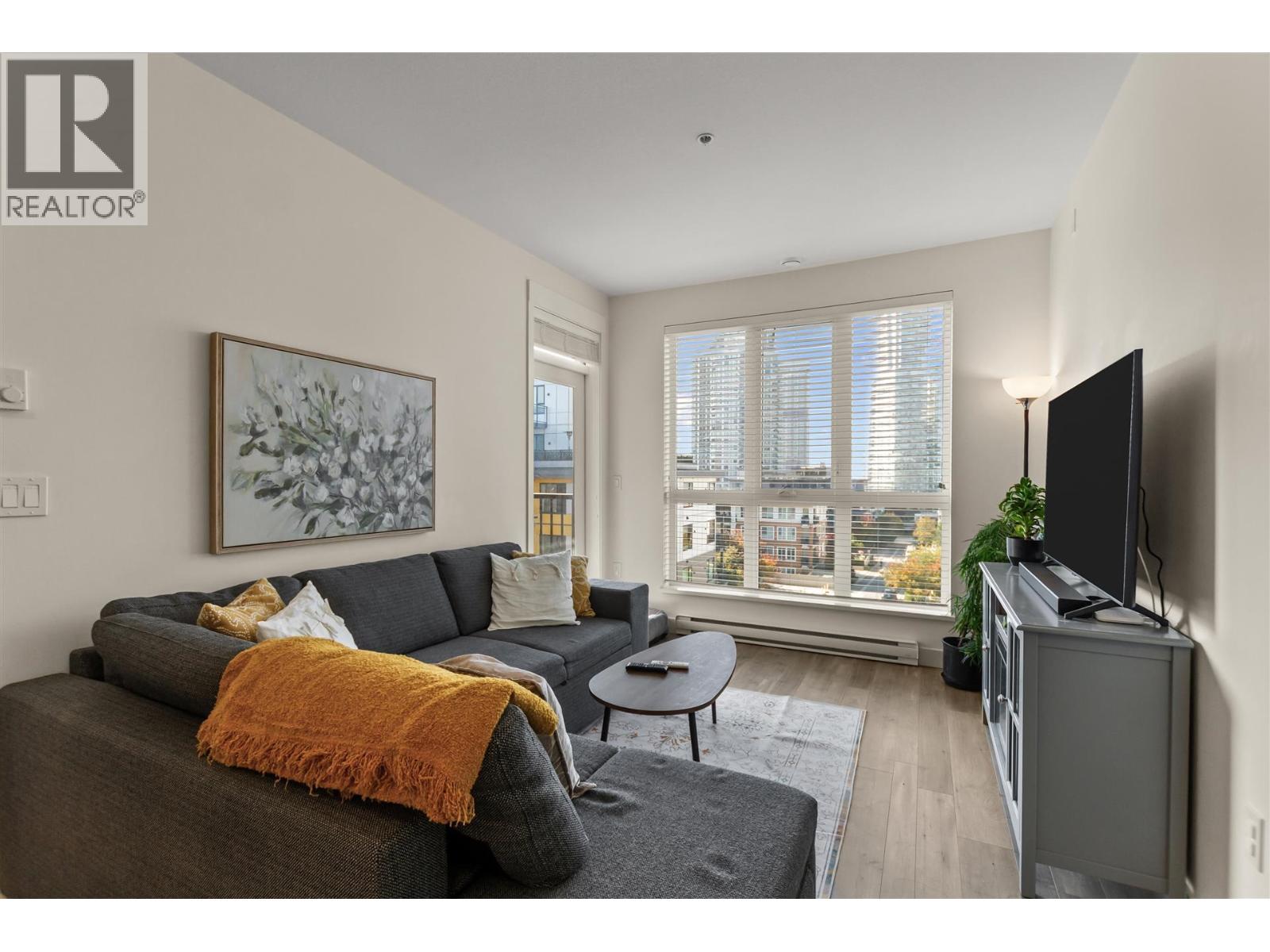 411 750 DOGWOOD STREET, Coquitlam - Image 1