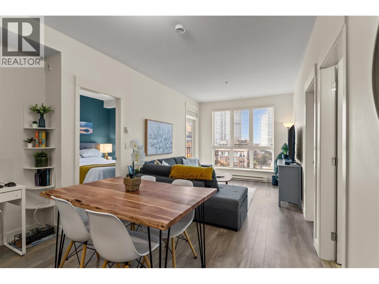411 750 DOGWOOD STREET, Coquitlam - Image 1