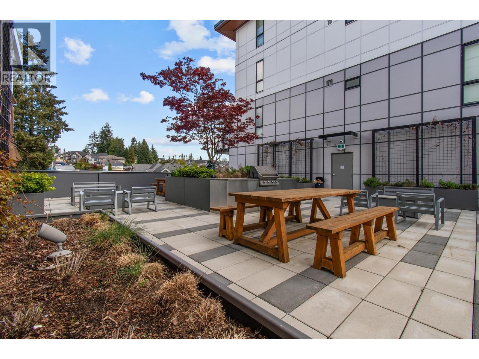 411 750 DOGWOOD STREET, Coquitlam - Image 1