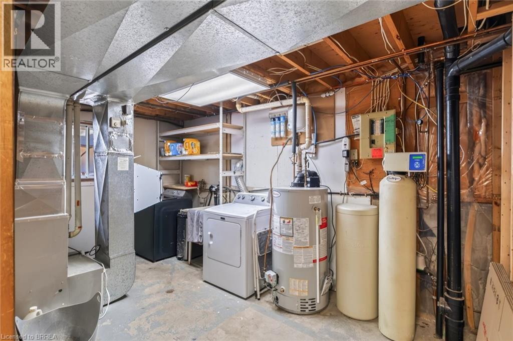 17B EMILIE Street - Image 35