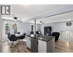 Living room - 17b Emilie Street, Brantford, ON N3S1S5 Photo 12