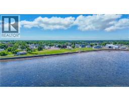 204 JD Gauthier Boulevard, photo 2