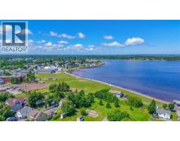 204 JD Gauthier Boulevard, photo 4