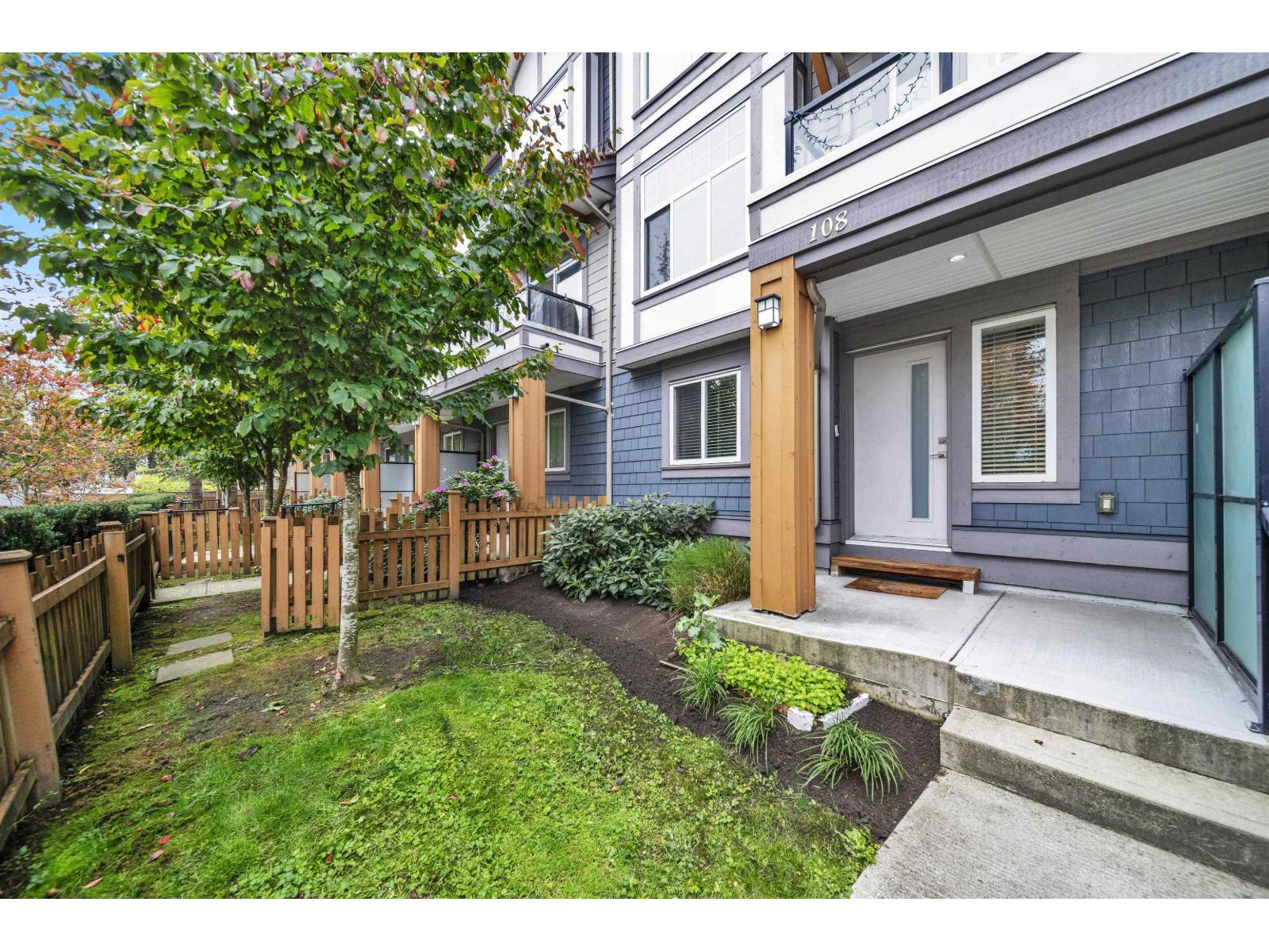 Photo of 108 15170 60 AVENUE 23