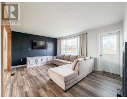 606 Sunset Drive thumbnail 11